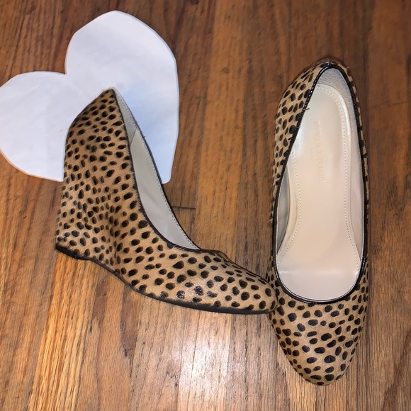 Banana Republic Factory Shoes - Banana Republic Factory leopard wedges